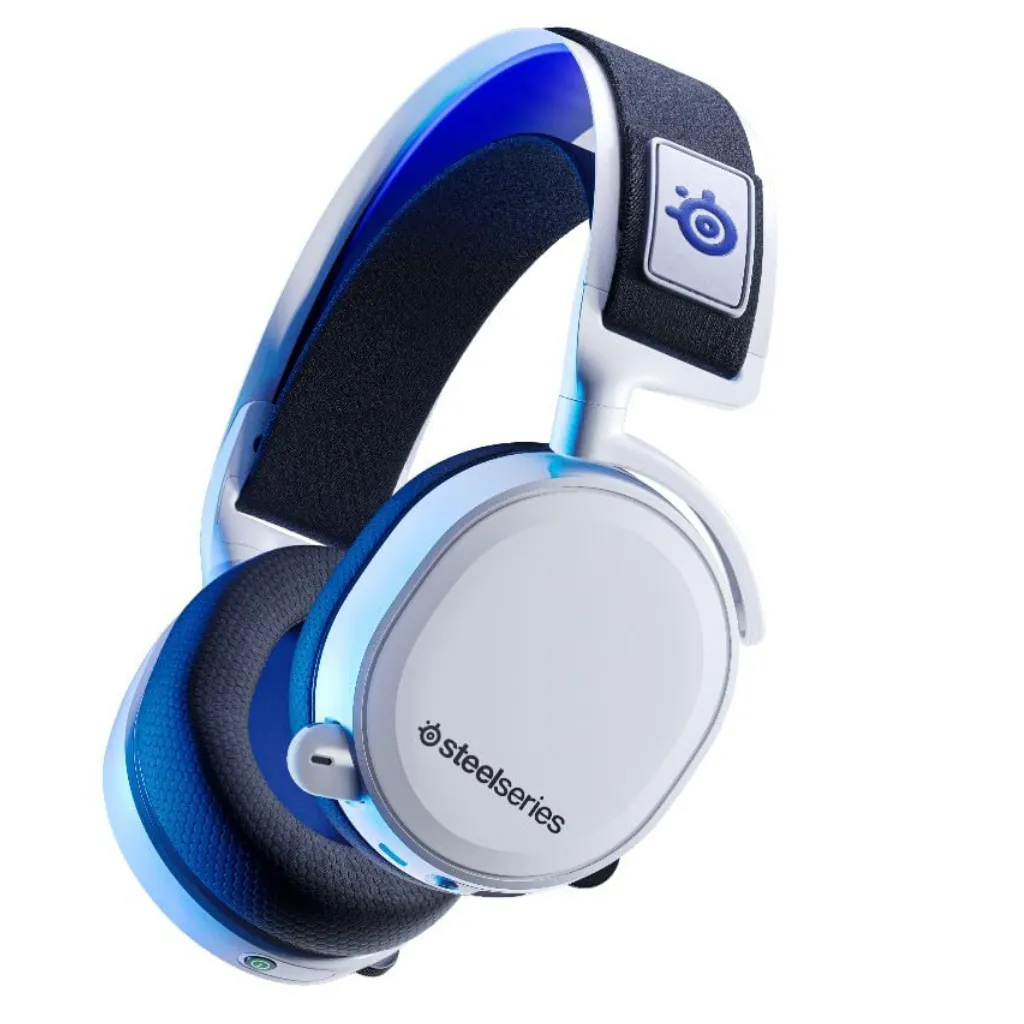 SteelSeries Arctis 7P+ image.