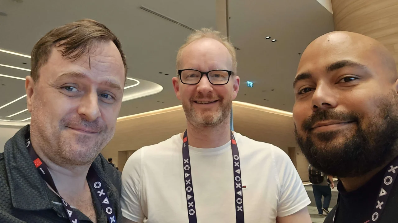 From left: Ronny Fiksdahl (Fix Gaming Channel), Grant Smith (Chief Business Officer, Facepunch), and Ash Cook (Marketing Manager, Facepunch) in the QSNCC lobby
